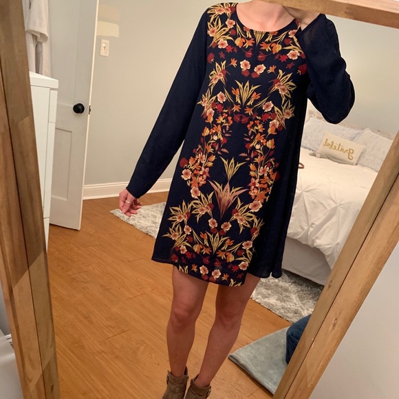 Patterned long sleeve sack dress - Picture 5 of 7